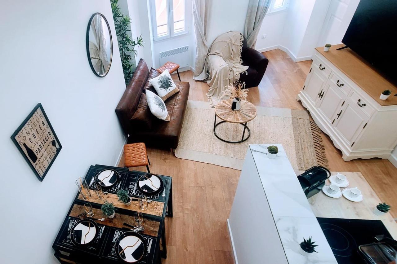 7 Couchages Aux Portes Des Celebres Parfumeries Wifi Грасс Екстер'єр фото